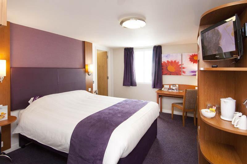 Premier Inn London Hayes, Heathrow Гейс Екстер'єр фото